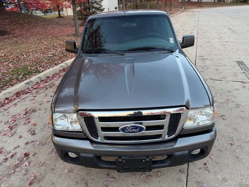 Used 2010 Ford Ranger XLT image 2