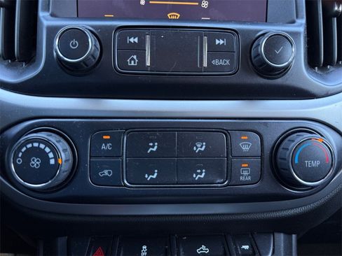 Used 2019 Chevrolet Colorado LT w/ LT Convenience Package image 29