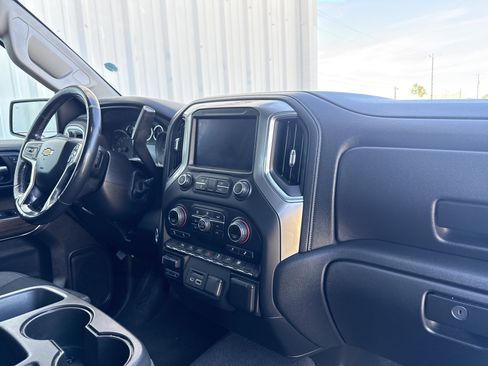 Used 2019 Chevrolet Silverado 1500 LT w/ All-Star Edition image 41