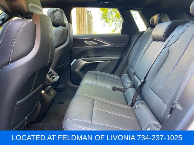 Used 2024 Cadillac Lyriq Sport AWD/4WD image 25