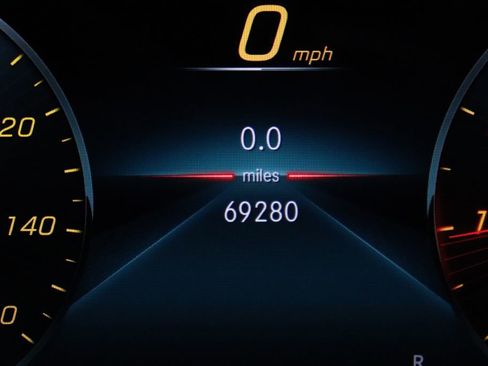 Used 2019 Mercedes-Benz A 220 w/ Premium Package image 37