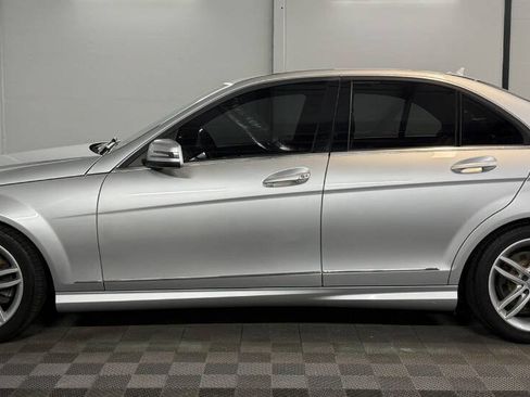 Used 2013 Mercedes-Benz C 250 Sedan image 4
