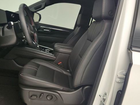 Used 2025 Chevrolet Tahoe RST w/ Comfort Package image 15