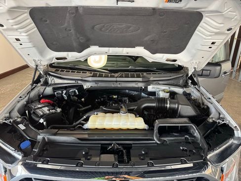 Used 2023 Ford F150 XLT w/ XTR Package image 24