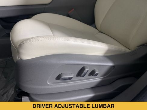 Certified 2023 Cadillac XT5 Premium Luxury w/ LPO, Floor Liner Package FWD image 9