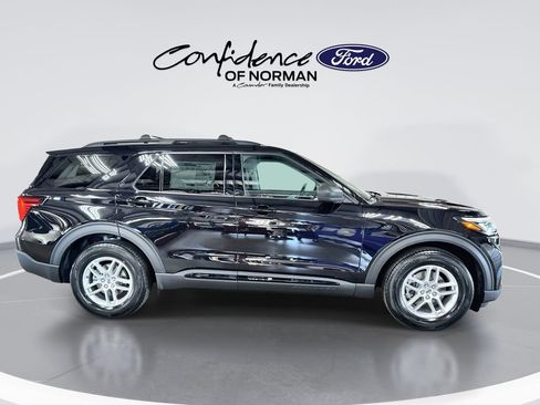 New 2026 Ford Explorer Active w/ Active Comfort Package RWD image 10