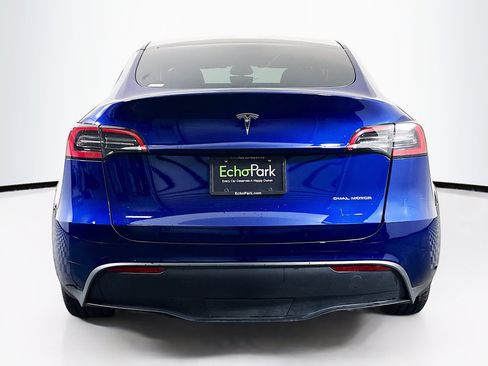 Used 2023 Tesla Model Y Long Range image 7