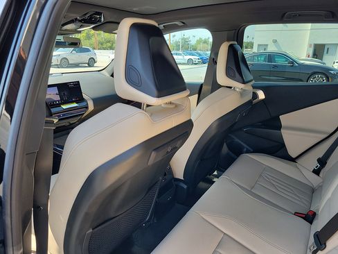 Used 2025 BMW X3 xDrive30i w/ Convenience Package AWD/4WD image 14