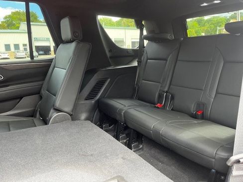 Used 2021 Chevrolet Tahoe LT w/ LT Signature Package image 22