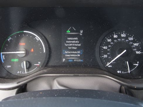 Used 2024 Toyota Sienna XLE image 27