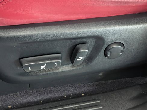 Used 2021 Lexus GX 460 Luxury w/ Accessory Package image 11