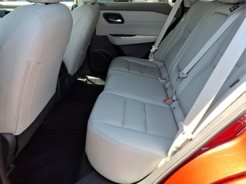 Certified 2024 Nissan Rogue SL w/ SL Premium Package AWD/4WD image 13