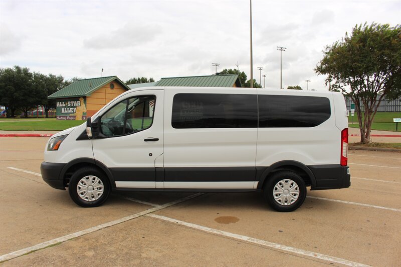 Used 2018 Ford Transit 150 XL RWD image 1