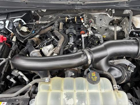 Used 2023 Ford Expedition Limited AWD/4WD image 27