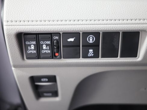 Used 2023 Honda Odyssey EX-L image 21