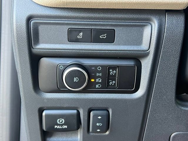 Used 2024 Ford Expedition Max Limited RWD image 16