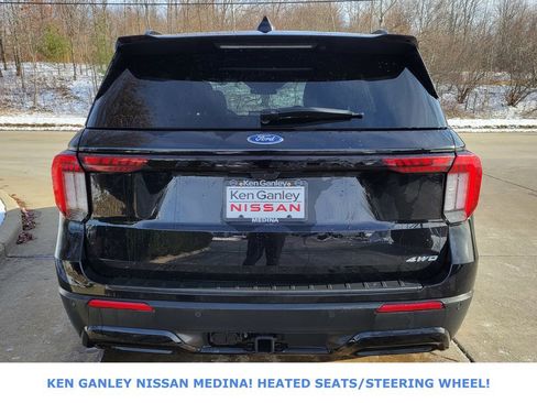 Used 2025 Ford Explorer ST-Line image 4