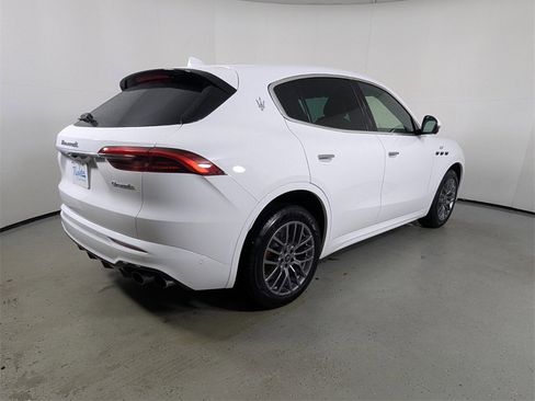 Used 2023 Maserati Grecale GT image 7