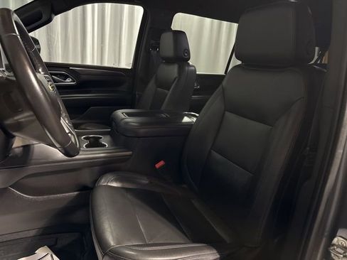Used 2021 Chevrolet Suburban LT AWD/4WD image 7