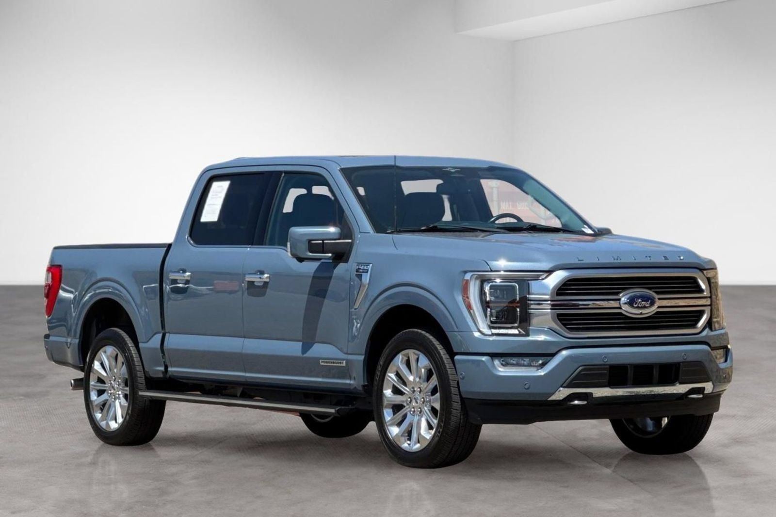 Used 2023 Ford F150 4x4 SuperCrew Hybrid image 8