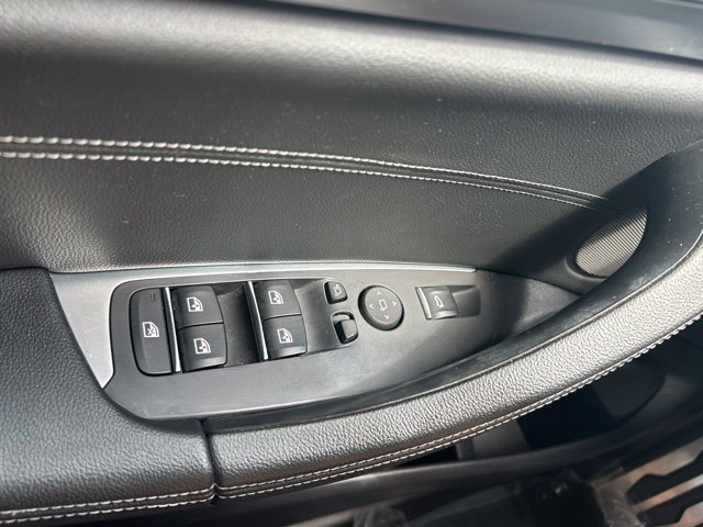 Used 2019 BMW X4 xDrive30i w/ M Sport Package 2 AWD/4WD image 26