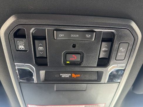 Used 2023 Toyota Tundra Platinum w/ Advanced Package image 38