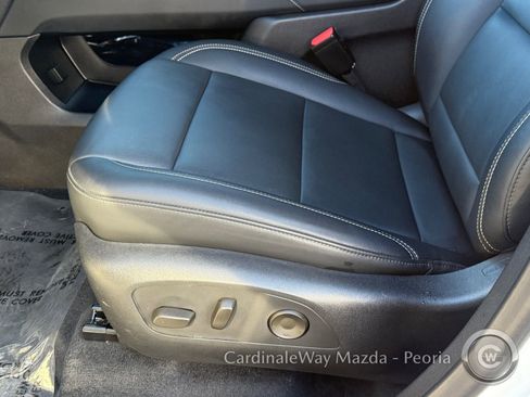 Used 2024 GMC Acadia Elevation w/ Luxury Package image 15