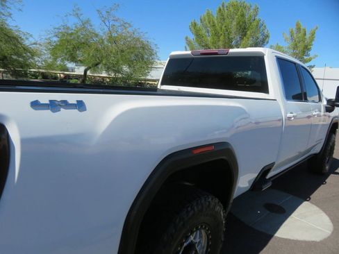 Used 2021 GMC Sierra 3500 SLE w/ SLE Value Package image 10