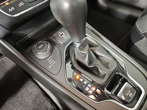 Certified 2022 Jeep Cherokee Limited image 23