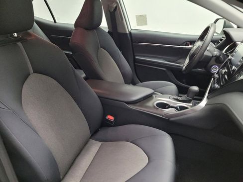 Used 2021 Toyota Camry LE FWD image 21