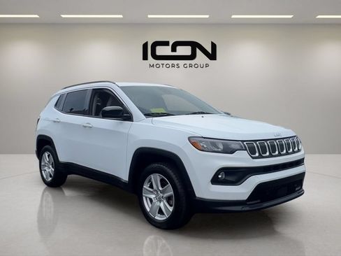 Used 2022 Jeep Compass Latitude w/ Convenience Group AWD/4WD image 6