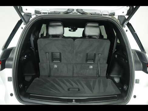 Used 2023 Jeep Grand Cherokee L Laredo AWD/4WD image 15
