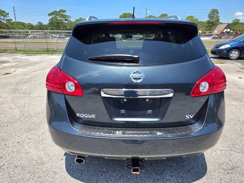 Used 2013 Nissan Rogue SV FWD image 3