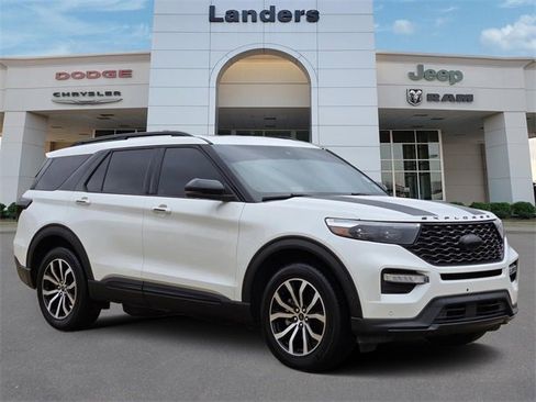 Used 2020 Ford Explorer ST w/ Premium Technology Package image 3