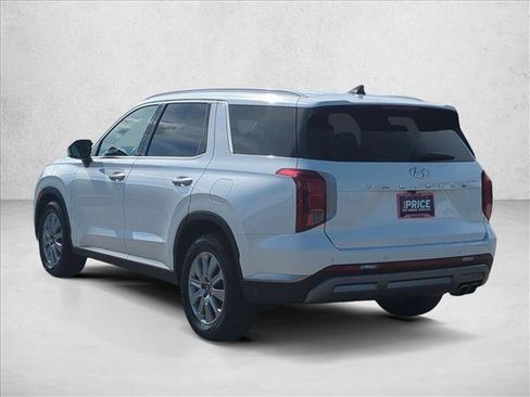 Used 2025 Hyundai Palisade SEL FWD image 8