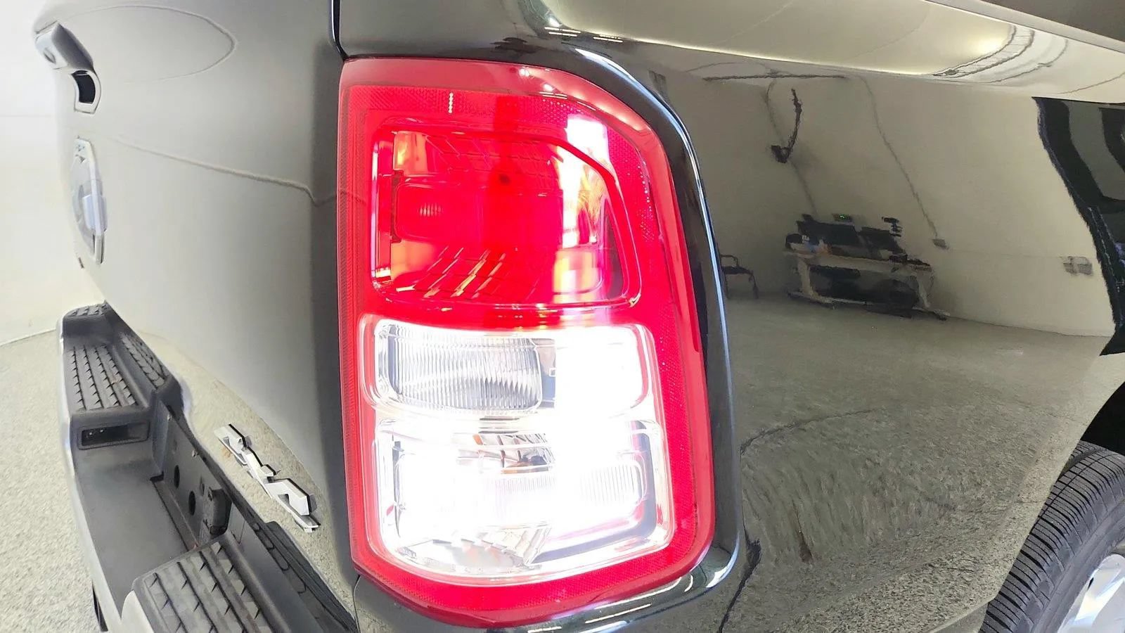 Used 2019 RAM 1500 Big Horn AWD/4WD image 32