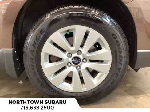 Used 2019 Subaru Outback 2.5i Premium AWD/4WD image 22