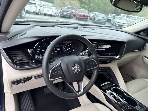 Used 2022 Buick Envision Essence w/ Technology Package I image 32