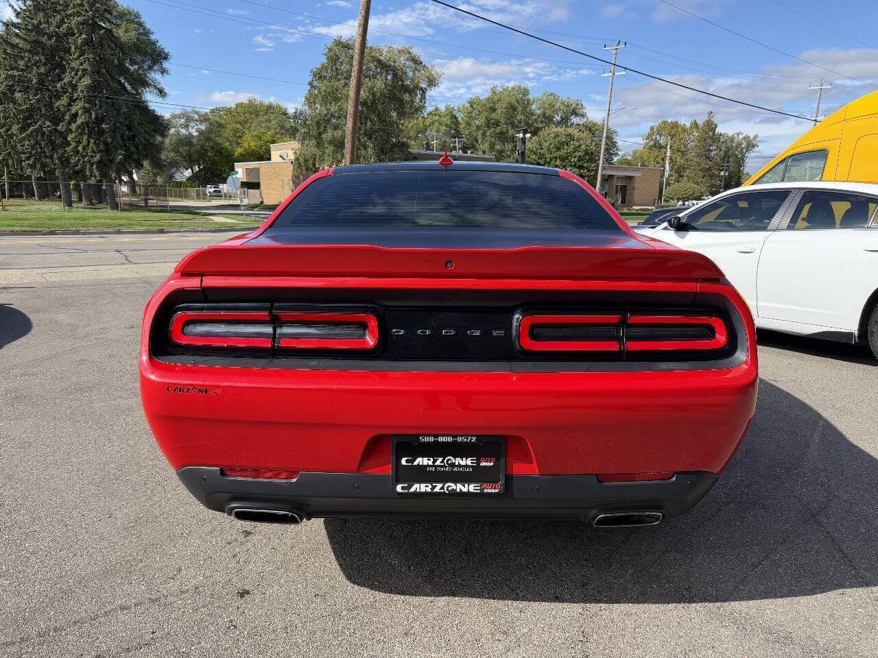 Used 2016 Dodge Challenger SXT Plus RWD image 6