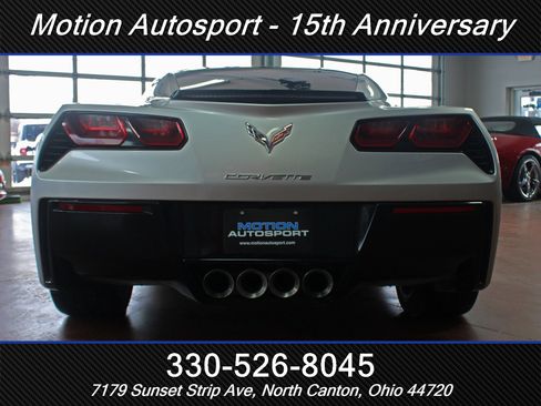 Used 2017 Chevrolet Corvette Stingray Coupe w/ 3LT Preferred Equipment Group image 10
