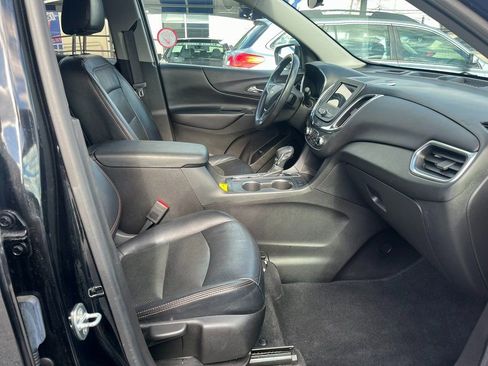 Used 2022 Chevrolet Equinox LT image 12