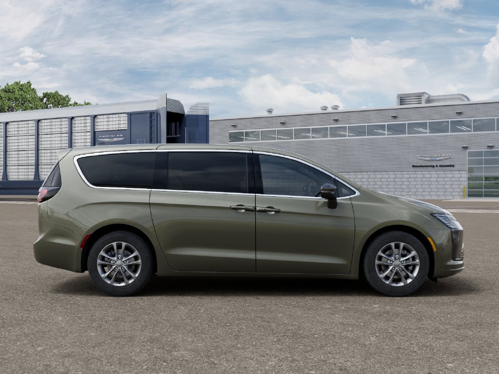 New 2027 Chrysler Pacifica Select FWD image 21