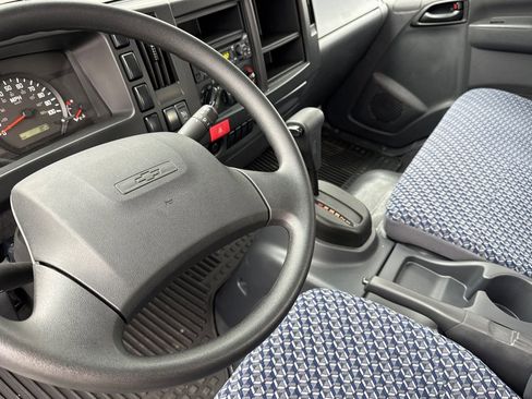 New 2024 Chevrolet Low Cab Forward image 9