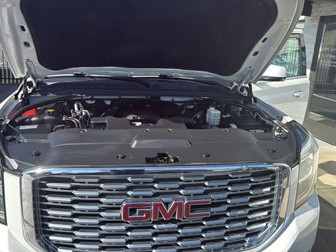 Used 2019 GMC Yukon XL Denali image 48