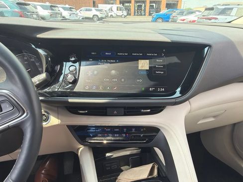Used 2022 Buick Envision Avenir w/ Technology Package II FWD image 5