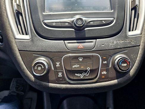 Used 2018 Chevrolet Malibu LS image 25