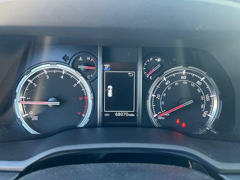 Used 2023 Toyota 4Runner TRD Off-Road AWD/4WD image 14