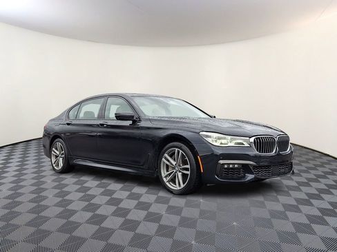 Used 2016 BMW 750i xDrive AWD/4WD image 1