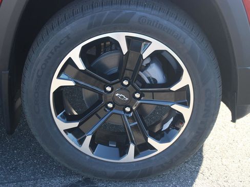 New 2026 Chevrolet Equinox LT w/ Convenience Package II image 9