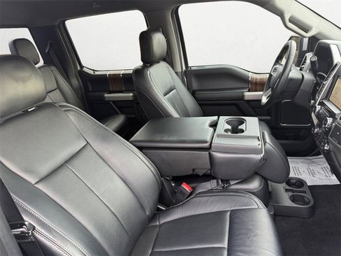 Used 2019 Ford F150 Lariat image 15